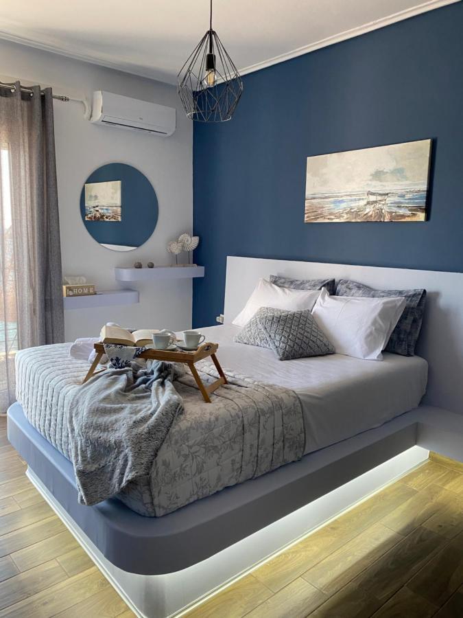 Seafront Kalamata Haven - Blue Luxury Suite المظهر الخارجي الصورة