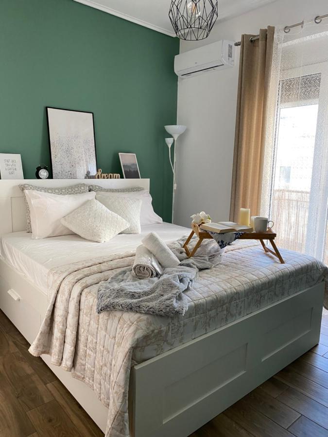 Seafront Kalamata Haven - Blue Luxury Suite المظهر الخارجي الصورة