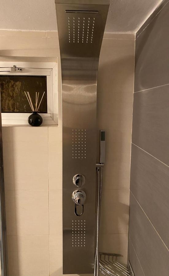 Seafront Kalamata Haven - Blue Luxury Suite المظهر الخارجي الصورة